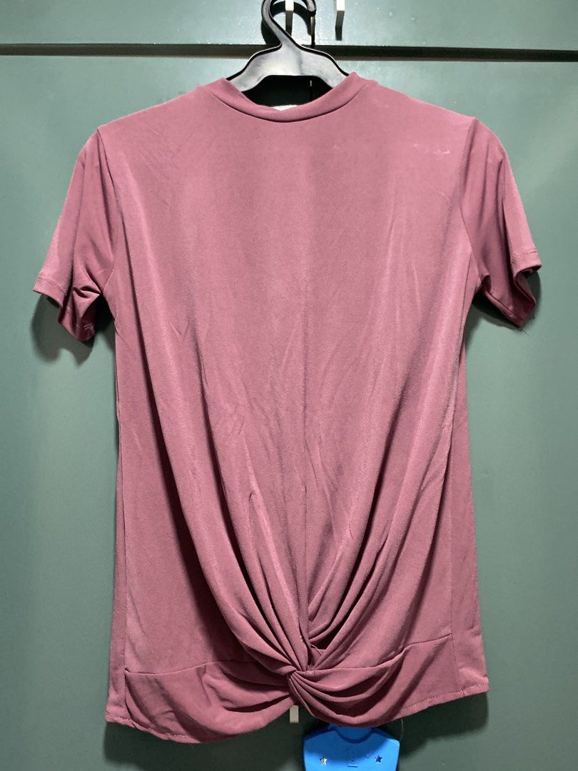 Twisted Front T-shirt - Black & Mauve (Category: Shirts) located in Manila. Submitted by brlovet (Listing ID 1444636705, Image 3). Description: BUY 3 FOR 600 - Twisted knot detail at front hem - Short sleeves - Mock neckline - Comfortable and stylish everyday basics.
