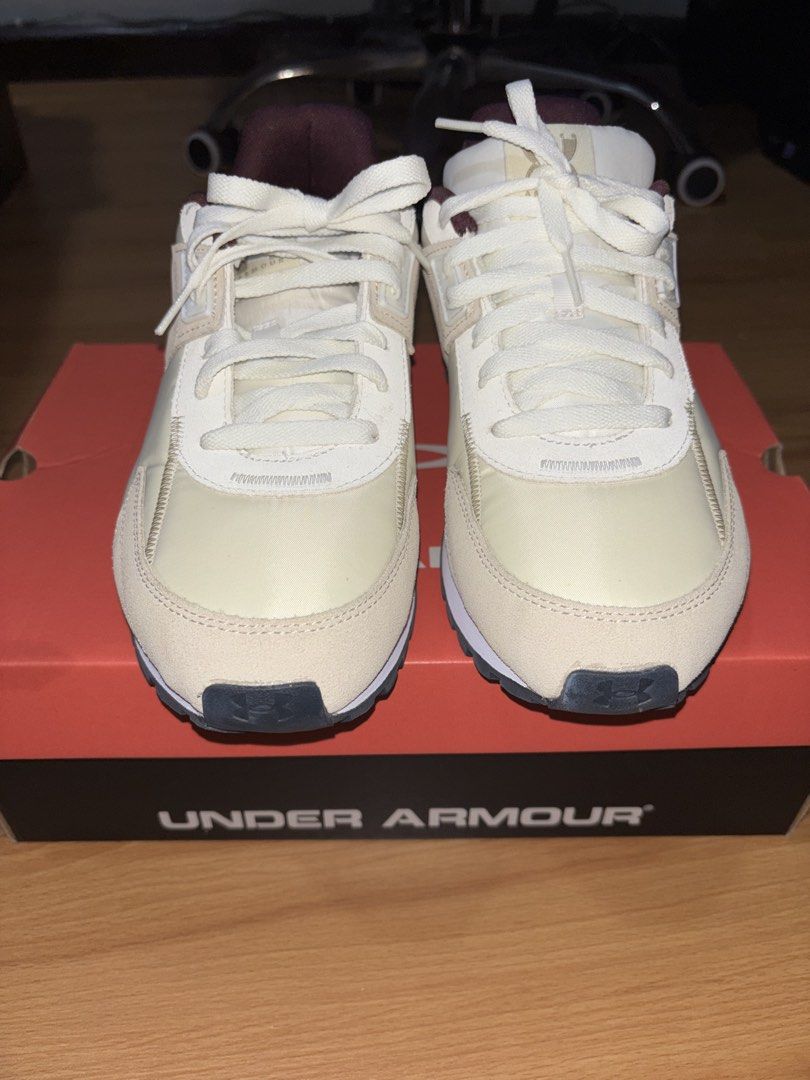 Under Armour UA Essential Runner (Category: Sneakers) located in Quezon City. Submitted by cptsp (Listing ID 1444564215, Image 1). Description: Under Armour UA Essential Runner Condition: Brand new with box Size: US 10 Negotiable for sure buyers!.