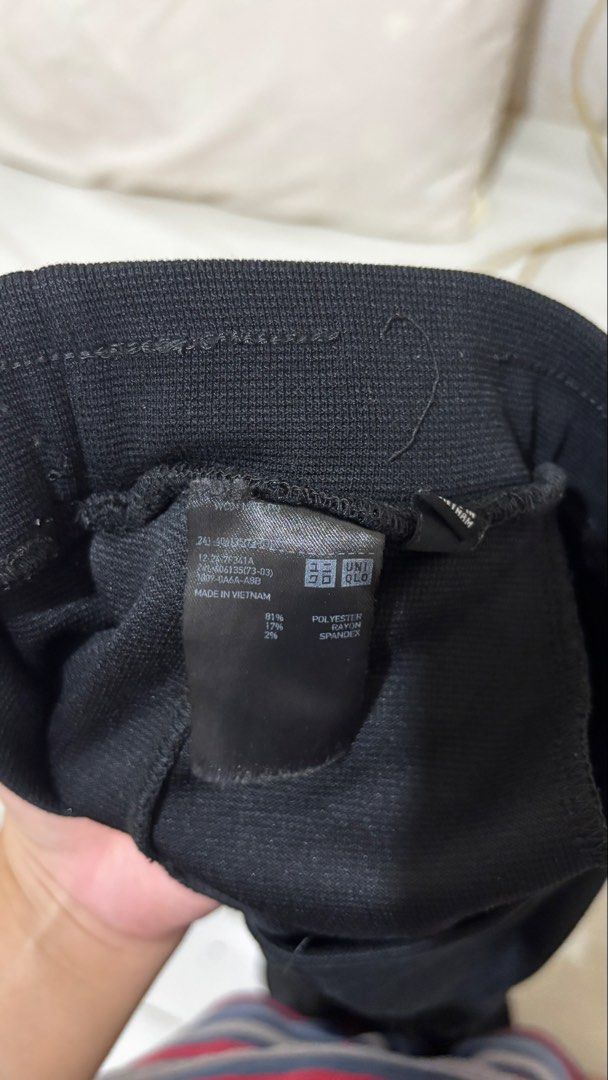 Uniqlo Black Cullotes (Category: Other Bottoms) located in Balanga. Submitted by pmcgee (Listing ID 1444612184, Image 3). Description: .