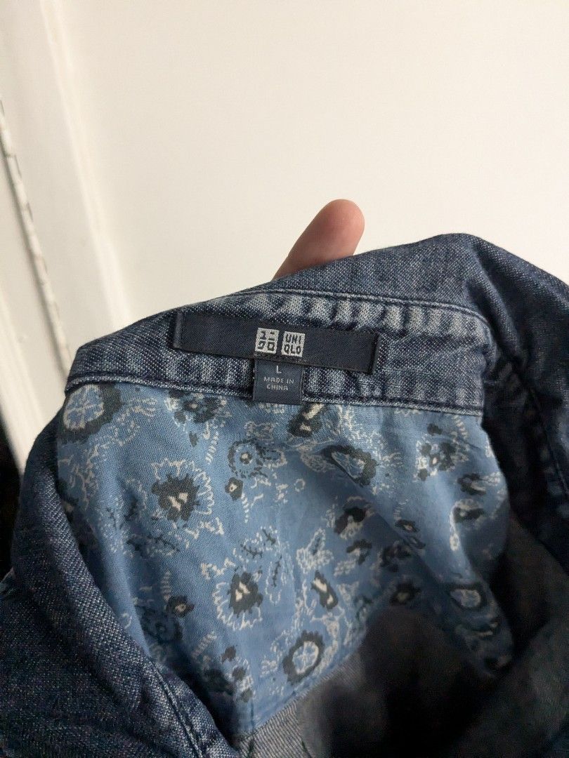 Uniqlo Denim Dress (Category: Dresses) located in Quezon City. Submitted by nnncorner (Listing ID 1444571197, Image 3). Description: Uniqlo Japan Limited Denim Dress 9/10 condition used twice only no faded color fits medium length 32 inches width 20 inches.