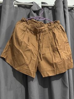 (Category: ) located in . Submitted by juviscloset (Listing ID 1444611797, Image 1). Description: .