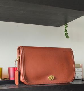 (Category: ) located in . Submitted by preloved2600 (Listing ID 1444302858, Image 1). Description: .