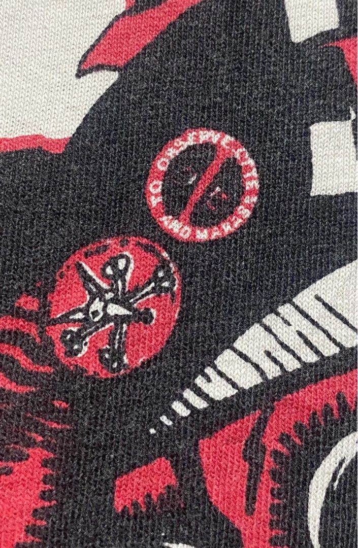 VTG BONES BRIGADE SKATE TEE (Category: Tshirts & Polo Shirts ) located in Davao. Submitted by ronz31 (Listing ID 1444631921, Image 3). Description: PTPA/FS VTG BONES BRIGADE "SKATE FAST DIE HARD" SKATE TEE/SMALL FOTL HARD TAG W:18" L:26" Minor pinholes check last pics DM📩📩📩.