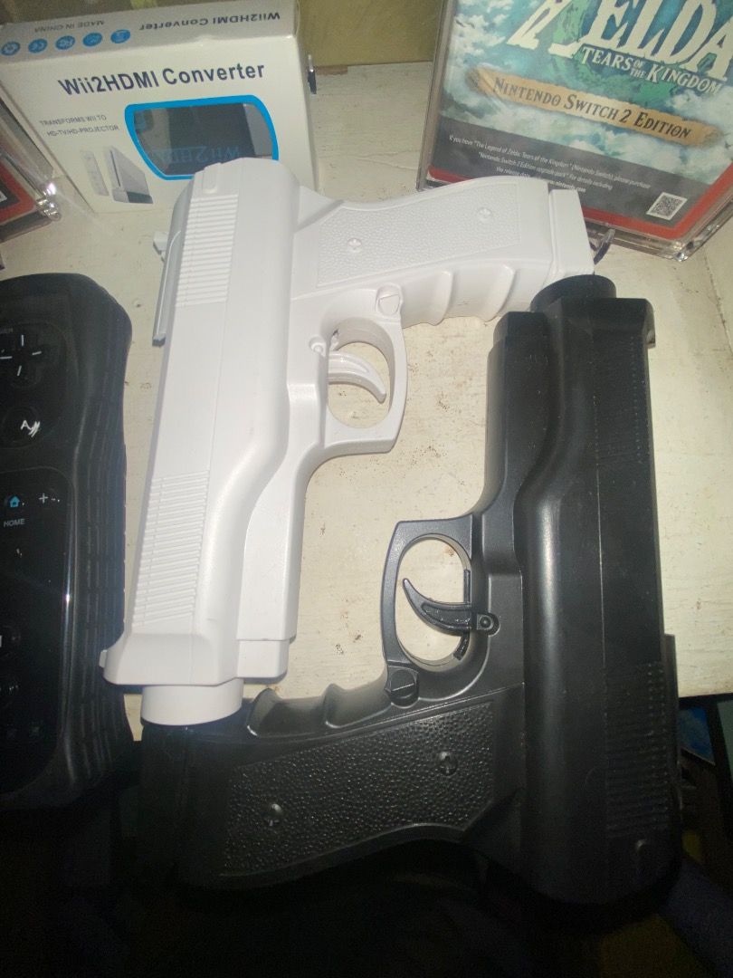 Wii accessories (Category: Controllers) located in Manila. Submitted by olxph_leoni602 (Listing ID 1444674222, Image 3). Description: Nintendo wii accessories Sold as bundle / set 2 pcs Wii pistol for shooting games - spring stiff need pa gamitin ng gamitin (Good for resident evil darkside/umbrela ) 2 pcs Class A wii mote ,still prestine condition 1pc Wii to HDMI converter Black Location Mandaue Meet up haftway mandaue or you booking or COD via l