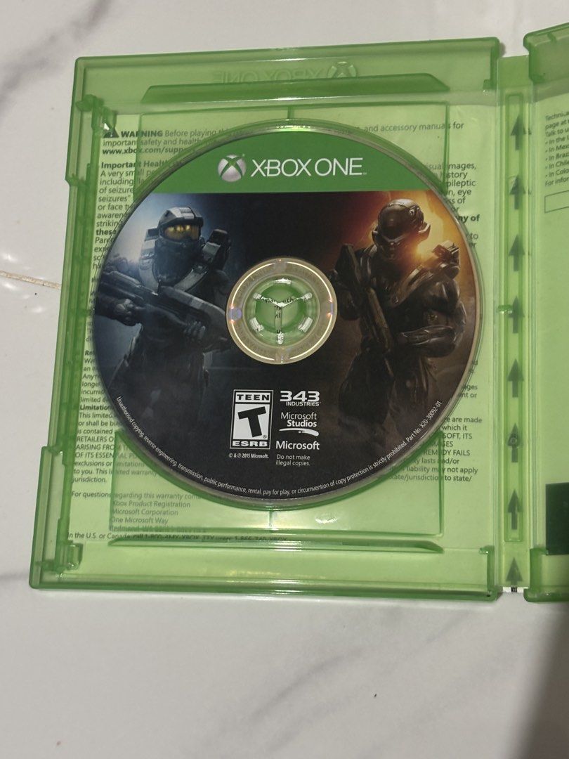 Xbox One Halo 5 Guardians Game (Category: Xbox) located in Zaragoza. Submitted by starzoneph (Listing ID 1444676020, Image 2). Description: -Complete with case - Halo 5 Guardians for Xbox One - Original case and disc included - Experience the campaign and multiplayer - A must-have for any Halo fan Halo 5, Halo 5 Guardians, Xbox One, Xbox Game, Xbox One Game, Microsoft Xbox, Shooter Game, FPS Game, Sci-Fi Game, Action Game, Multiplayer Game, Video