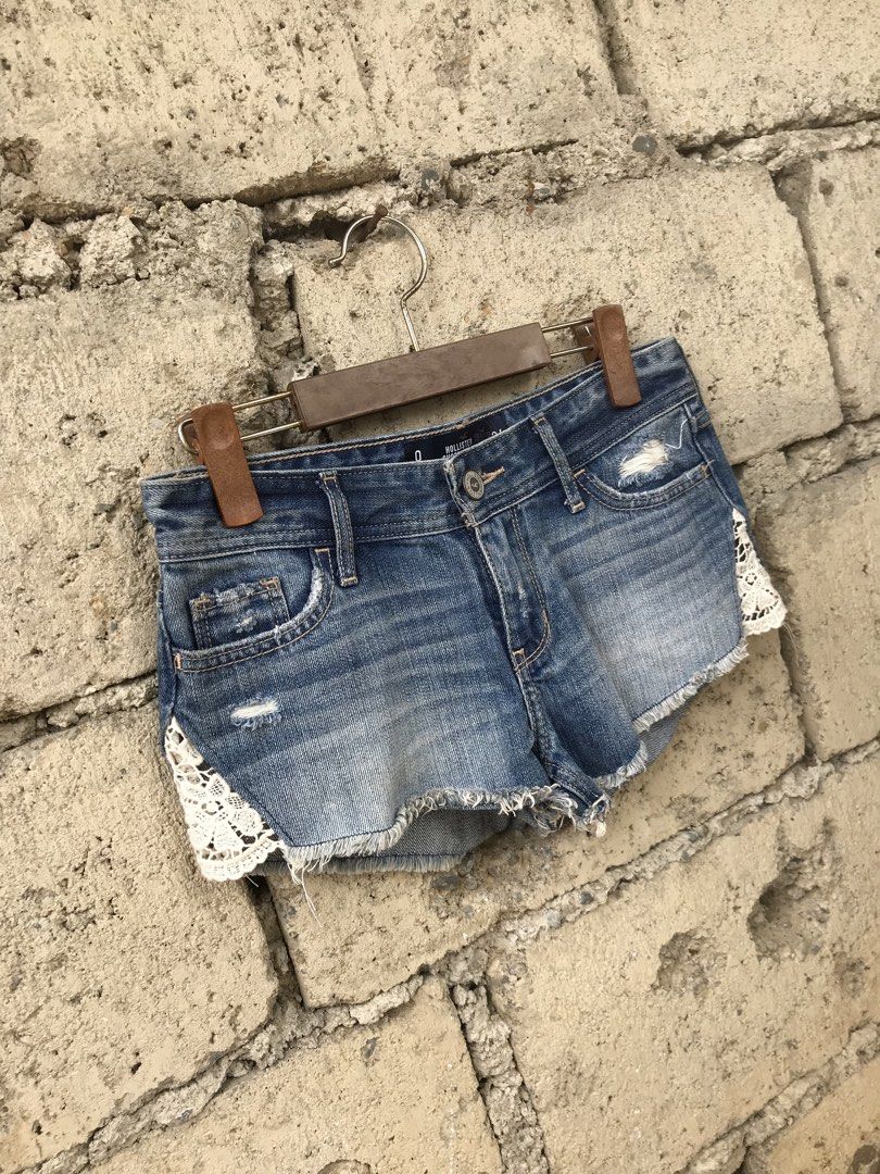 Y2k Hollister Low Rise Micro Short (Category: Shorts) located in Cebu City. Submitted by whytruekoy (Listing ID 1444569313, Image 2). Description: Y2k Hollister Low Rise Micro Short Authentic Size 24 Excellent.