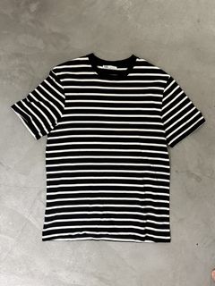 (Category: ) located in . Submitted by wear.wares (Listing ID 1444632066, Image 1). Description: .