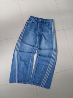 (Category: ) located in . Submitted by margiela (Listing ID 1444840903, Image 1). Description: .