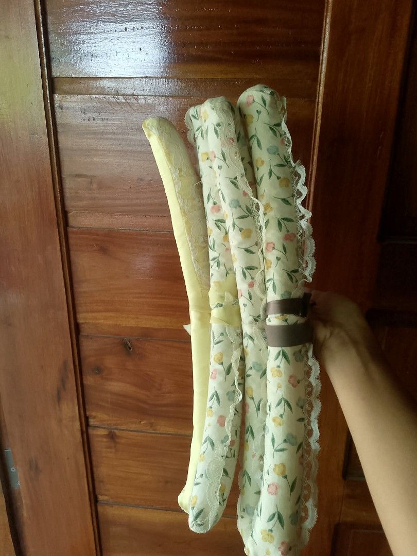 4 pcs Floral Padded Clothes Hangers (Category: Hooks & Hangers) located in Caloocan City. Submitted by chrysan_025 (Listing ID 1444765419, Image 2). Description: - Set of 4 padded hangers - Features a beautiful floral fabric covering - Elegant lace trim detail - Ideal for delicate garments like blouses and dresses - Prevents clothes from slipping off - Helps organize your closet neatly.
