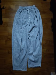 (Category: ) located in . Submitted by domokunn (Listing ID 1444821348, Image 1). Description: .
