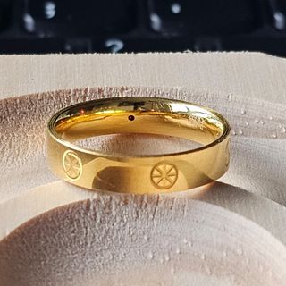 (Category: ) located in . Submitted by KJO_Jewellery (Listing ID 1444815806, Image 1). Description: .
