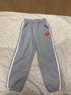 （分類：）位於 。 由 ellang35 提交（商品編號 1444797390，圖片 1）。簡介： 。