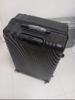 （分類：）位於 。 由 trevonchan2 提交（商品編號 1444714207，圖片 1）。簡介： 。