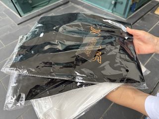 （分類：）位於 。 由 sunnypolee 提交（商品編號 1444712489，圖片 1）。簡介： 。