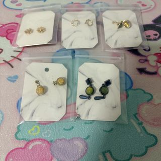 (Category: ) located in . Submitted by CherryBerryCloset (Listing ID 1444737301, Image 1). Description: .