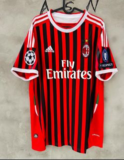 (Category: ) located in . Submitted by calcio_sport_jersey (Listing ID 1444820852, Image 1). Description: .