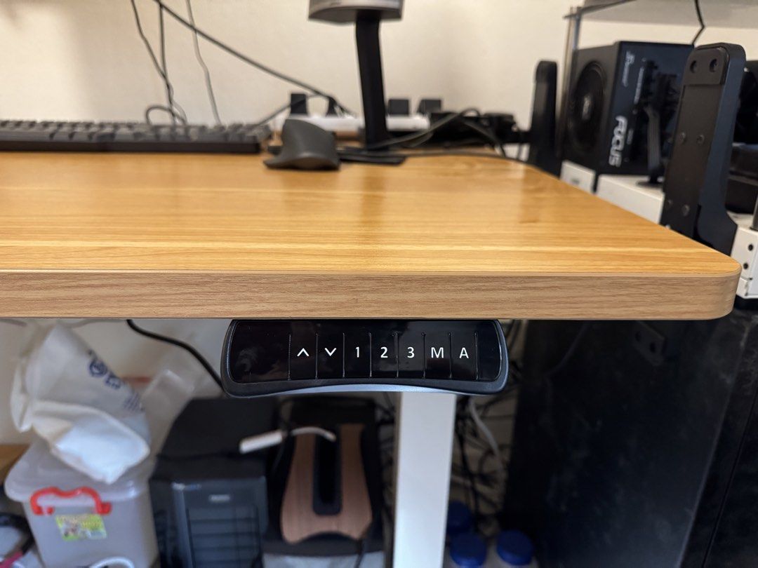Adjustable Table (Category: Tables & Sets) located in Singapore. Submitted by weeson.tan (Listing ID 1444757817, Image 2). Description: I bought this adjustable table for more than $800. I’m selling it at $299 because I’m moving to a smaller house. The length is 160cm and the depth is 80cm. Self arrange transport..