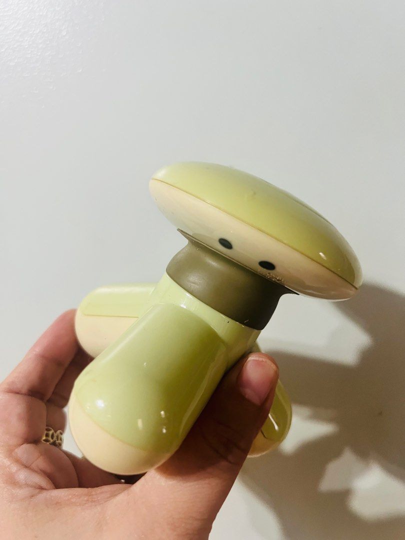 Affordable Mini massager 😍👌🏻 (Category: Massage Devices) located in Malolos. Submitted by afford.japan (Listing ID 1444747365, Image 3). Description: Affordable Mini massager 😍👌🏻.