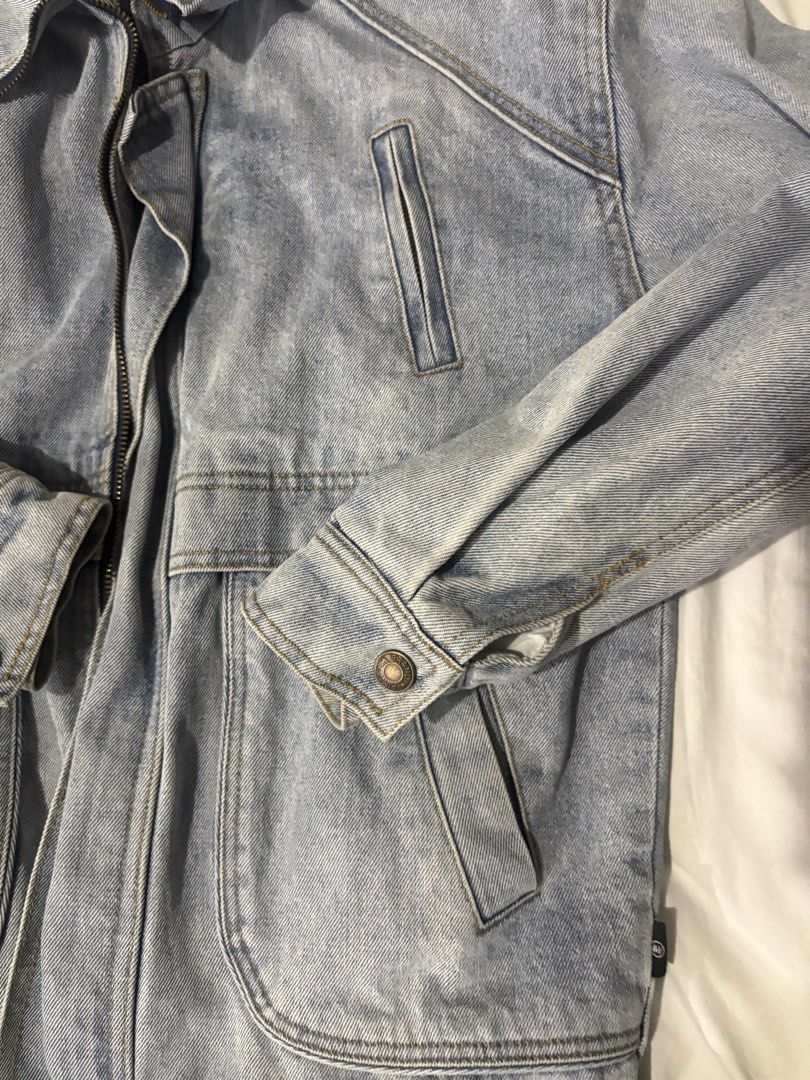 Airway Light Wash Denim Jacket Size S (Category: Coats, Jackets and Outerwear) located in Manila. Submitted by beomjuncho13425 (Listing ID 1444802144, Image 3). Description: - Brand: Airway - Style: Light wash denim trucker jacket - Features: Button closure, button cuffs, chest pockets - Versatility: Great for layering, easy to dress up or down.