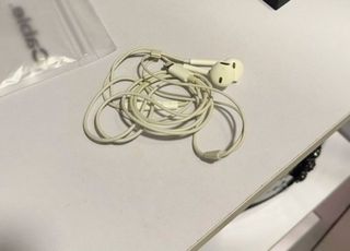 （分類：）位於 。 由 dorothytsoi 提交（商品編號 1444736452，圖片 1）。簡介： 。