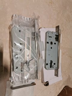 (Category: ) located in . Submitted by aq2525 (Listing ID 1444700101, Image 1). Description: .