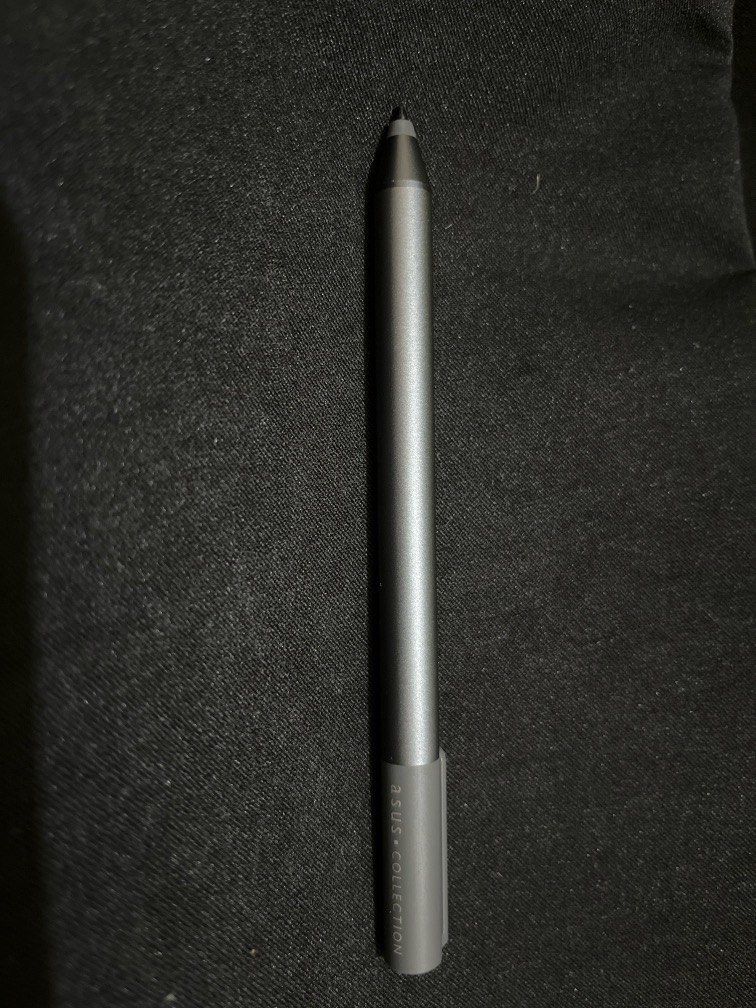ORIGINAL ASUS Stylus Pen (with one pc AAAA battery) (Category: Laptops & Notebooks) located in Marikina City. Submitted by kyanossy (Listing ID 1444751192, Image 1). Description: Still working Came with my asus zenbook laptop before Rfs: not used .