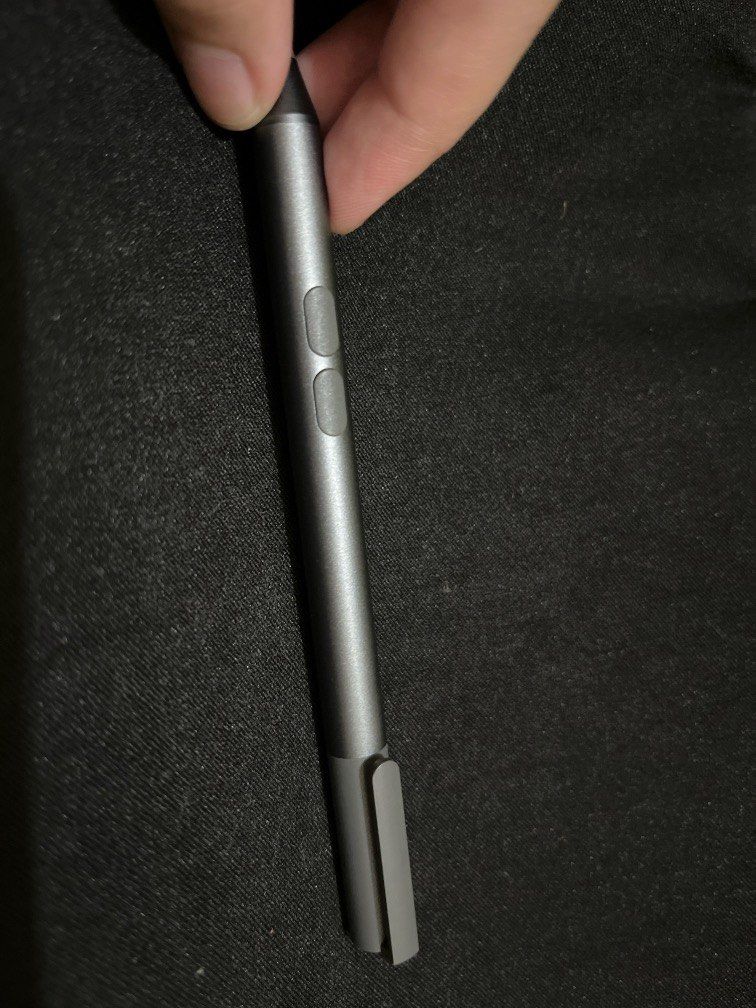ORIGINAL ASUS Stylus Pen (with one pc AAAA battery) (Category: Laptops & Notebooks) located in Marikina City. Submitted by kyanossy (Listing ID 1444751192, Image 3). Description: Still working Came with my asus zenbook laptop before Rfs: not used .