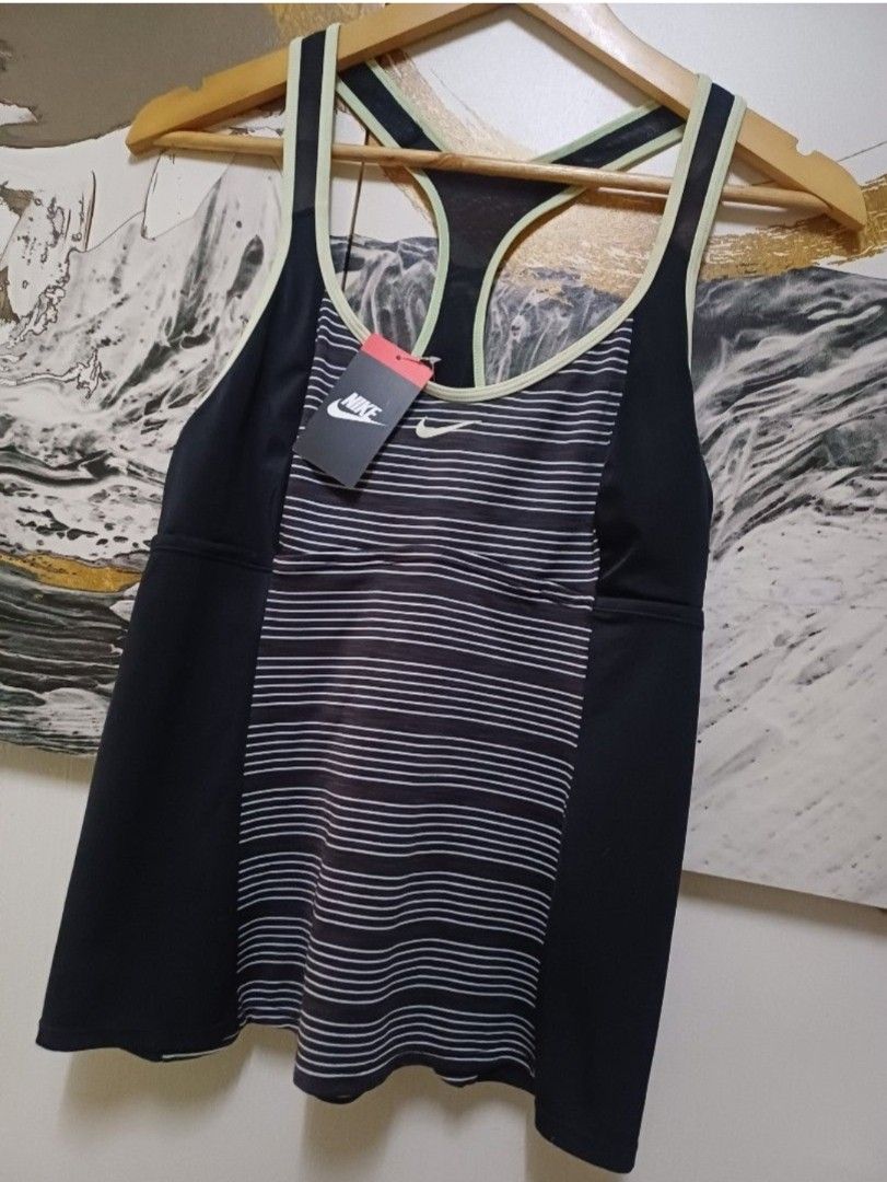 AUTHENTIC NIKE TANK TOP SUPER STRETCHABLE, Original Price Php 4,000 (Category: Activewear) located in Magalang. Submitted by itskate_cc (Listing ID 1444786105, Image 3). Description: Actual size using inches Armpit to Armpit/16 Lenght/25 fittings is Large Excellent Condition, Issue:0 Message if you have any other question about sizing. We do shipping nation wide I'm also open for video call so that you can see the item you 're interested to buy. 