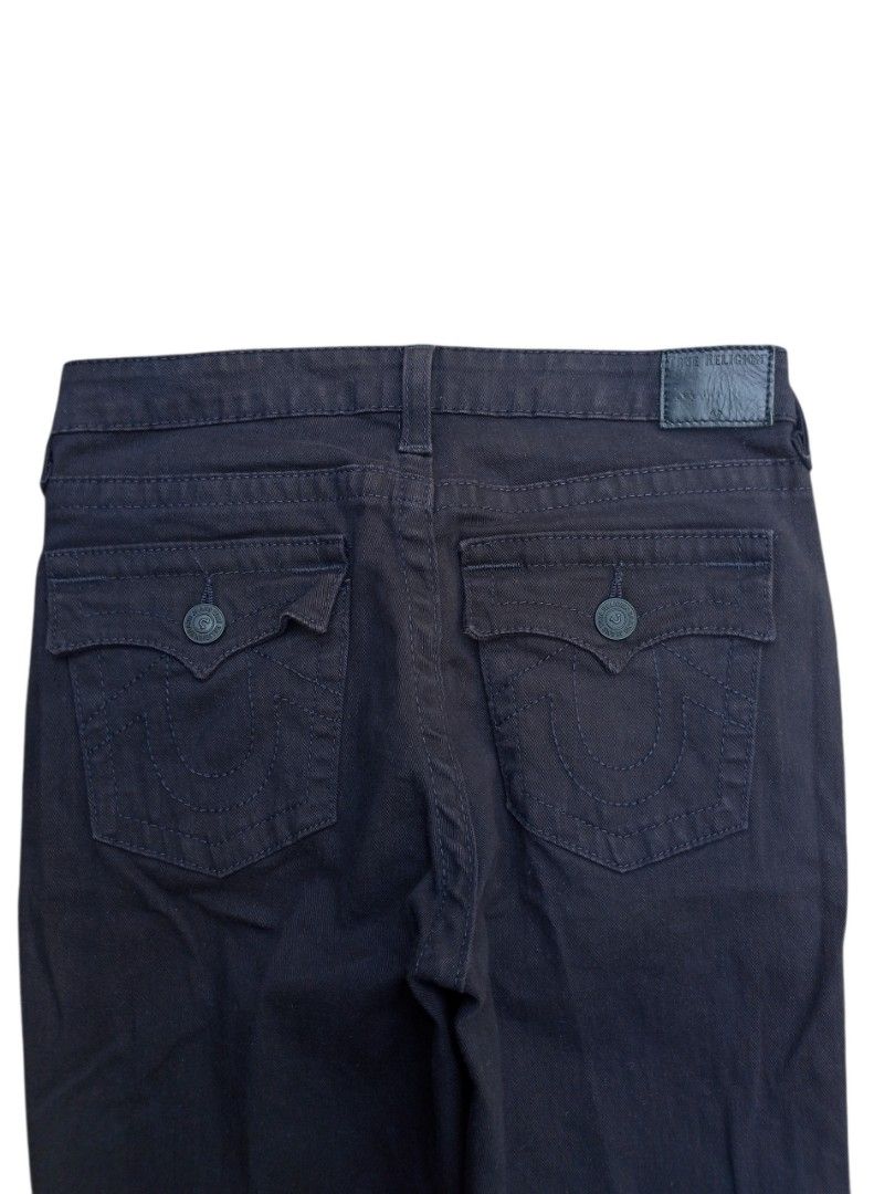 Authentic True Religion geno jeans (Category: Jeans) located in Kapalong. Submitted by hashhthrift (Listing ID 1444698550, Image 2). Description: no issue like new condition measurements: waist 30 rise 11.5 hem 6.5 length 39.