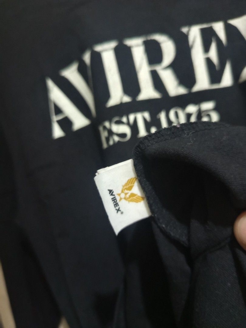 AVIREX Long Sleeve shirt (Category: Tshirts & Polo Shirts ) located in Calamba. Submitted by indiecated.thriftnshop (Listing ID 1444834588, Image 3). Description: - AVIREX LONGSLEEVE TEE - SIZE : L - 27.5 SHOULDER TO HEM - 19 PIT TO PIT.