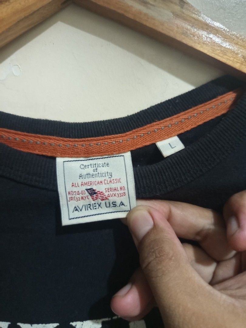 AVIREX Long Sleeve shirt (Category: Tshirts & Polo Shirts ) located in Calamba. Submitted by indiecated.thriftnshop (Listing ID 1444834588, Image 2). Description: - AVIREX LONGSLEEVE TEE - SIZE : L - 27.5 SHOULDER TO HEM - 19 PIT TO PIT.