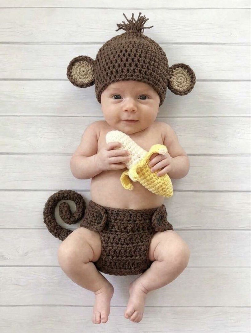 Baby costume monkey (Category: Babies & Kids Fashion) located in San Pedro. Submitted by chekwaaa (Listing ID 1444700716, Image 1). Description: Used once for monthly milestone 0-6 months Adjustable ung undies.