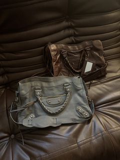 (Category: ) located in . Submitted by chic.botique (Listing ID 1444787247, Image 1). Description: .