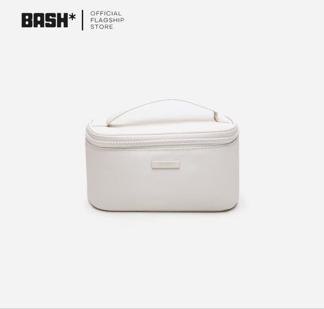 BASH Make Up travel Organizer (Category: Makeup) located in Las Pinas. Submitted by theimpulsebuyer.ph (Listing ID 1444857474, Image 1). Description: .