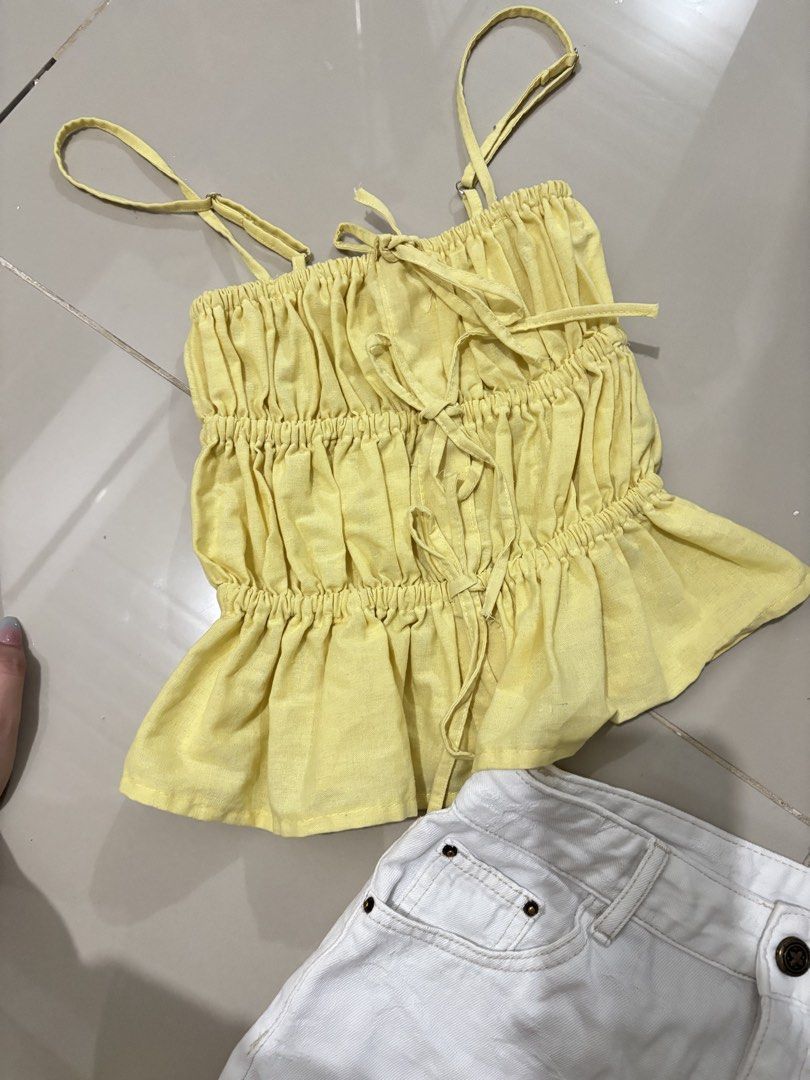 Bkk linen top coquette (Category: Others Tops) located in San Jose del Monte. Submitted by rtemsii (Listing ID 1444780815, Image 3). Description: Hindi na gamit freesize forts up to LARGE.