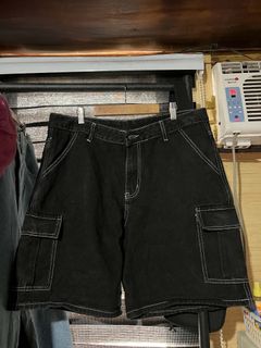 (Category: ) located in . Submitted by lesthrift (Listing ID 1444747006, Image 1). Description: .