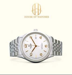 (Category: ) located in . Submitted by houseofwatches.sg (Listing ID 1444708201, Image 1). Description: .