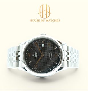 (Category: ) located in . Submitted by houseofwatches.sg (Listing ID 1444739208, Image 1). Description: .