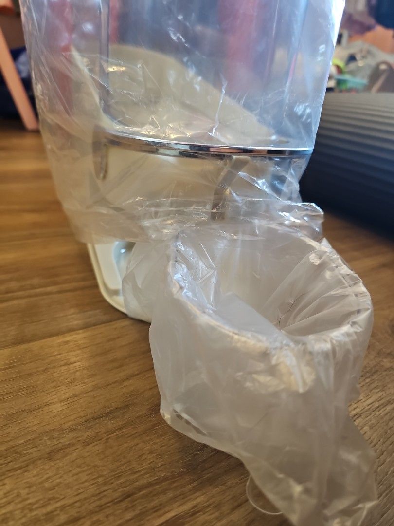 Brand New Rice Dispenser - 10kg486344822400624642