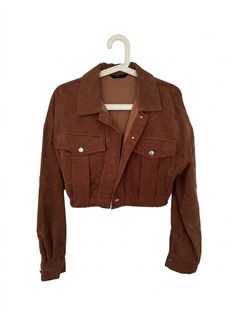 (Category: ) located in . Submitted by sofiascloset_ (Listing ID 1444715658, Image 1). Description: .