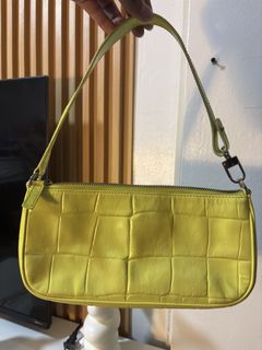 (Category: ) located in . Submitted by arthurthriftcop (Listing ID 1444792173, Image 1). Description: .