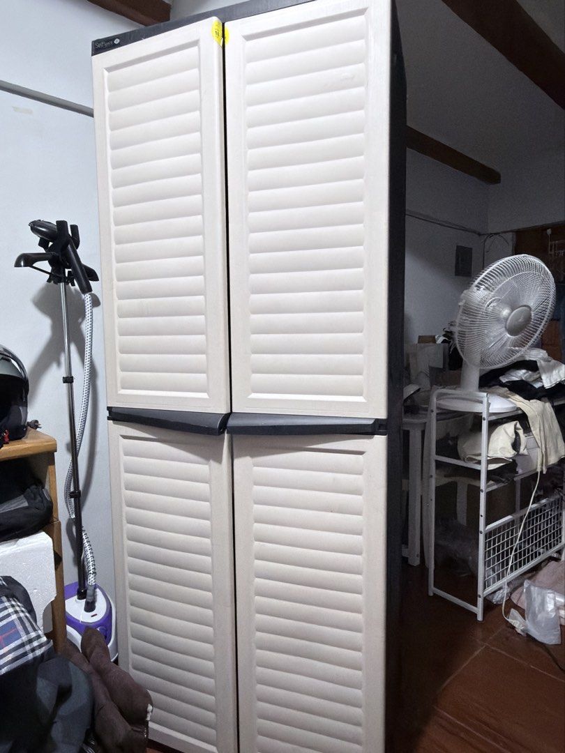 Cabinet wardrobe (Category: Shelves, Cabinets & Racks) located in Marikina City. Submitted by _Hanako (Listing ID 1444843680, Image 1). Description: Fixed price! Bought 6K-7K plus at SM Megabox wardrobe cabinet RFS: Shifting to modular wardrobe need space .