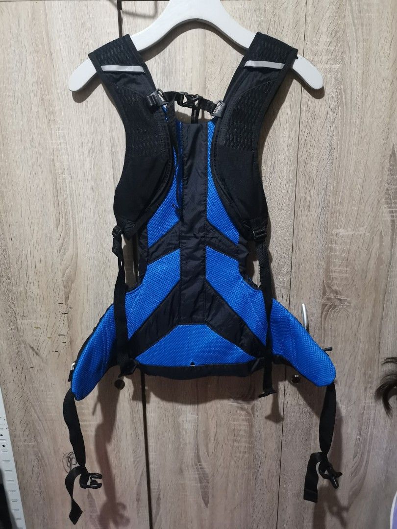 CamelBak Octane LR Hydration back pack 330cu (Category: Backpacks) located in San Pedro. Submitted by thriftersthrift (Listing ID 1444853354, Image 3). Description: Good condition Color rate : 10 /10 🌵ALL ITEMS ARE FROM UKAY BALE SO MANAGE YOUR EXPECTATION 🌵 ASK SELLER FOR MORE INFORMATION COLOR MAY CHANGE TRU LIGHTING.