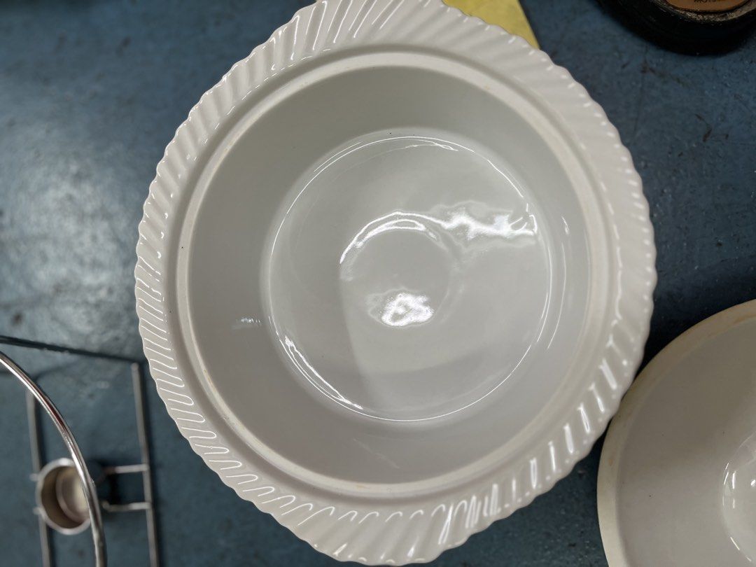 Casserole Dish with Cover and Stand486243770816931844