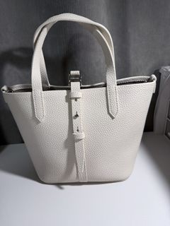（分類：）位於 。 由 s0240 提交（商品編號 1444845311，圖片 1）。簡介： 。