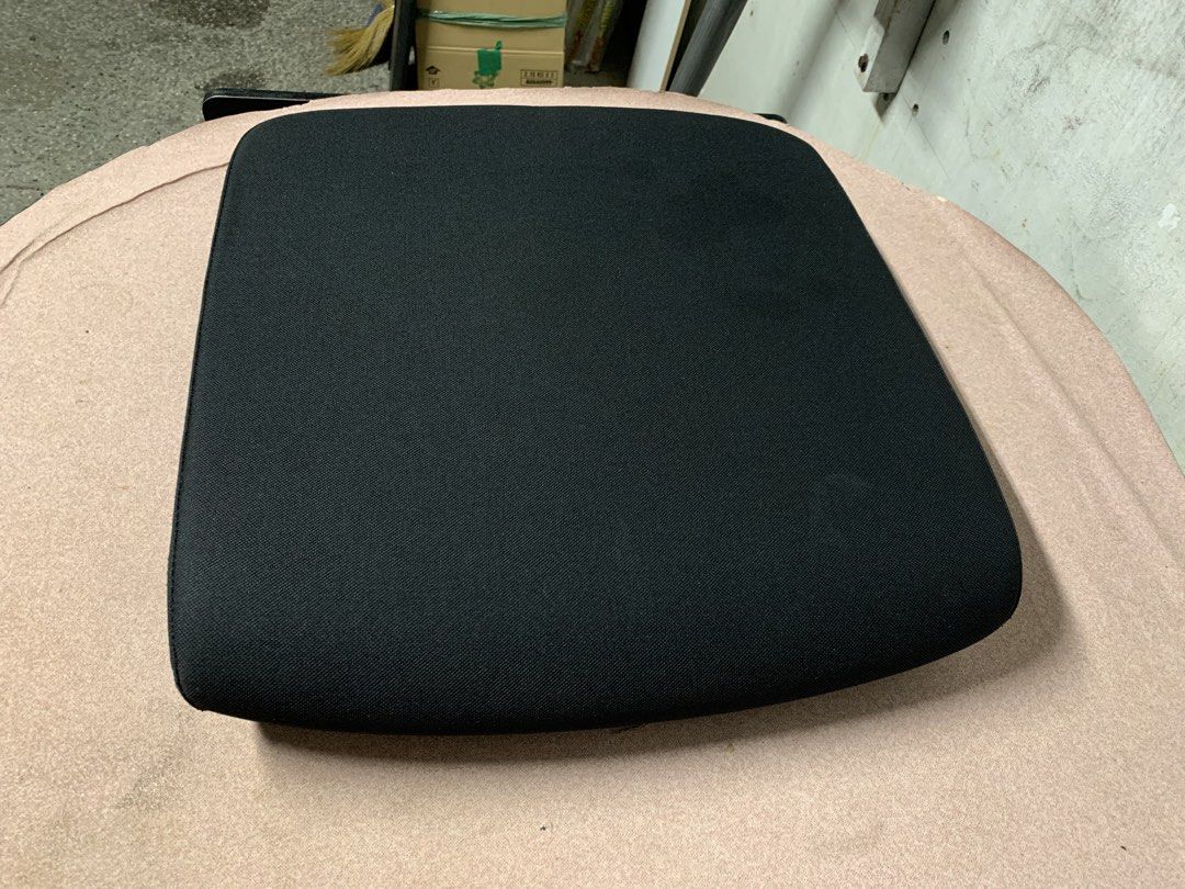 Computer Chair Replacement Top Foam Size 20 x 18 inches (Category: Chairs) located in Paranaque City. Submitted by seb_trading (Listing ID 1444808875, Image 1). Description: Office or Computer Chair Seat Foam Replacement Top Size 20 x 20 inches P350 only Pre-Loved chair top heavy duty no damage no runs no fades very good condition foam color black replacement for old and damage computer seat foam last price Paranaque area 20pcs. available.