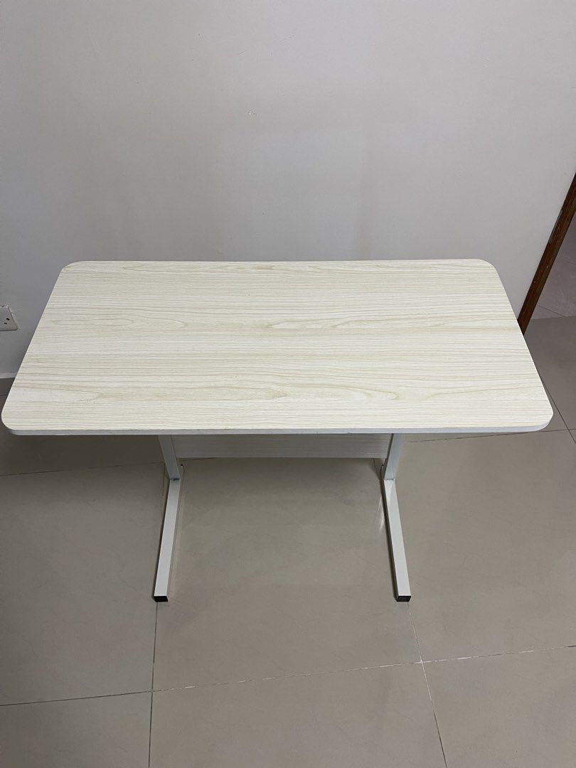 Computer table and Side table (Category: Tables & Sets) located in Singapore. Submitted by reignsfinn (Listing ID 1444758157, Image 3). Description: Bedside or Computer table, portable with adjustable height. .