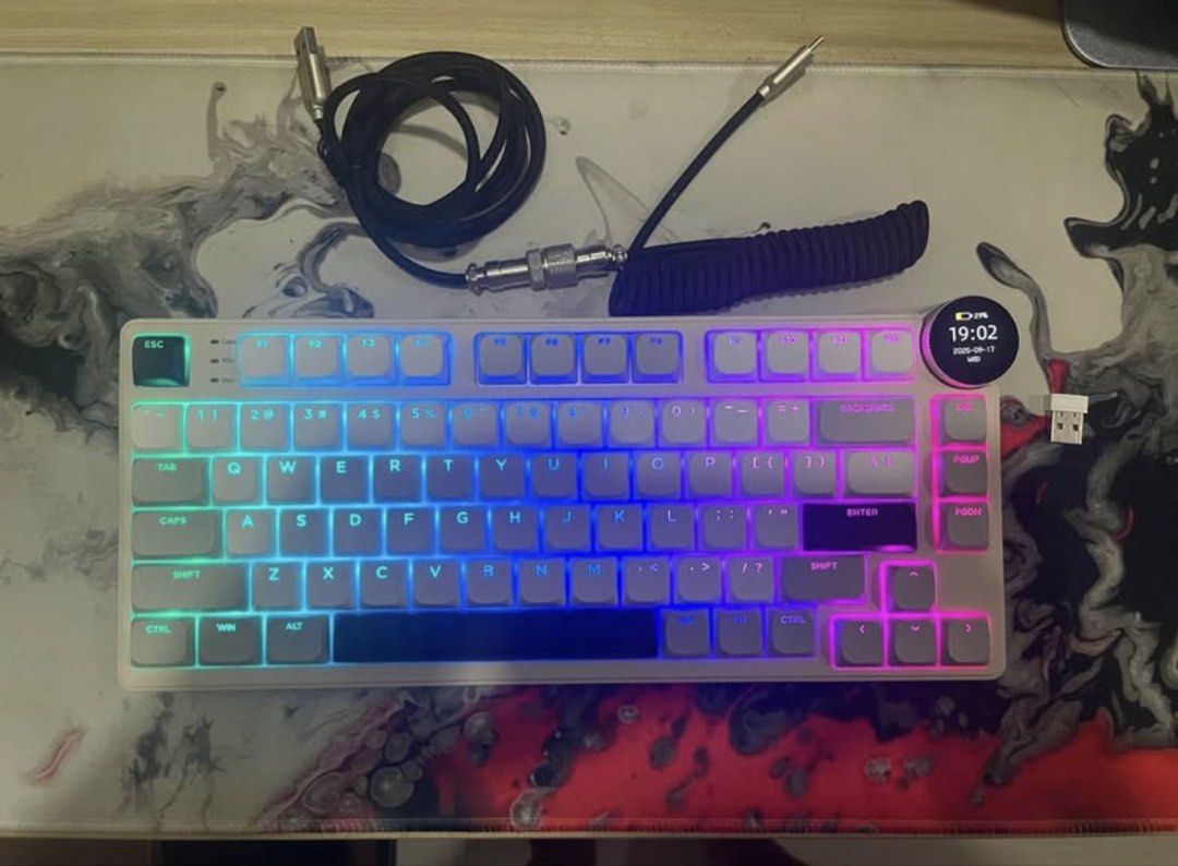 Custom Mechanical Keyboard Keycaps Set (Category: Computer Keyboard) located in Valenzuela. Submitted by jericconcepcion.936 (Listing ID 1444713514, Image 3). Description: ❗️FOR SALE - ROYAL KLUDGE N80 LOW PROFILE MECHANICAL KEYBOARD (LINEAR)❗️ Inclusion: -RK N80 Keyboard -RK Aviator cable -Original key N80 keycaps -Extra 4 key caps for replacement -144 keys low profile see through key caps (installed as shown in the photo) -Plastic top cover Ori