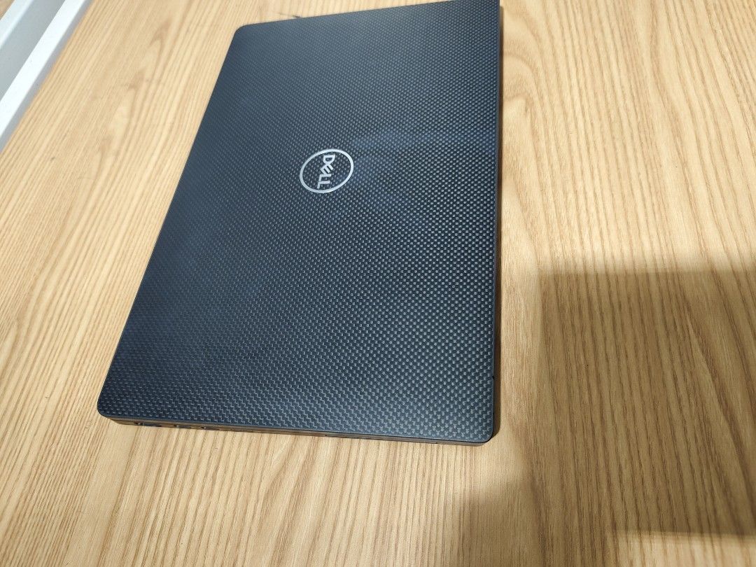Dell Laptop487048922698229762