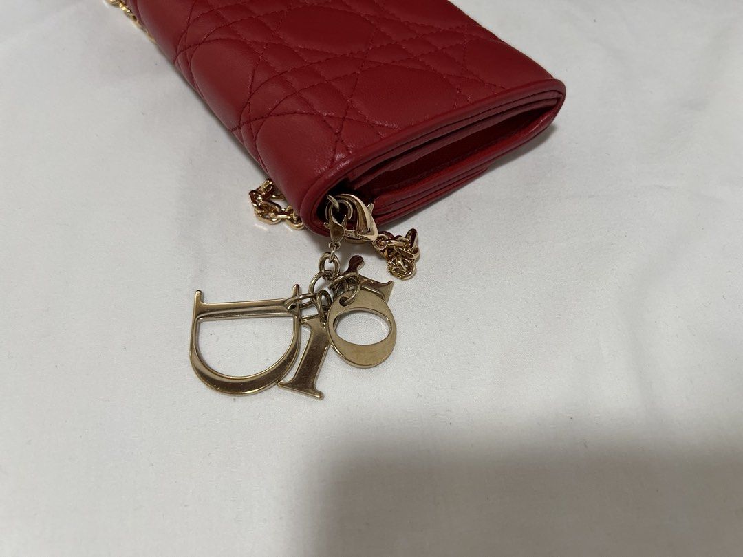 Dior WOC (Category: Luxury Bags & Wallets) located in Cabanatuan. Submitted by hellorhea (Listing ID 1444803222, Image 2). Description: Chain was provided only but the "DIOR" pendant is real. .